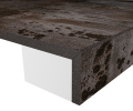 Abkantung 40 mm (AK/40) 8 mm Dekton-Arbeitsplatte, Vorderkante auf Gehrung. Mit Trägermaterial hinterfüttert zur Montage auf dem Korpus. Gesamtstärke ca. 40 mm.